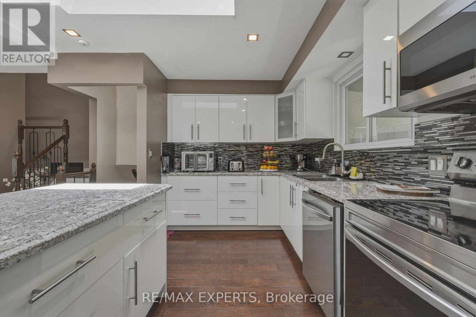 7142 ROSSEAU PLACE - 8