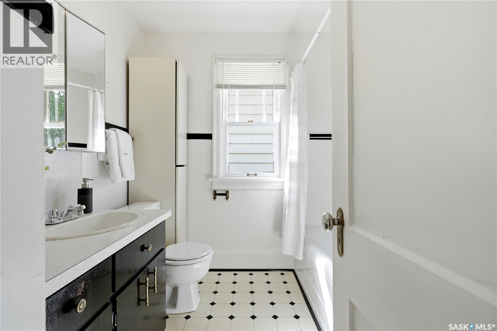 525 5th STREET E - 16