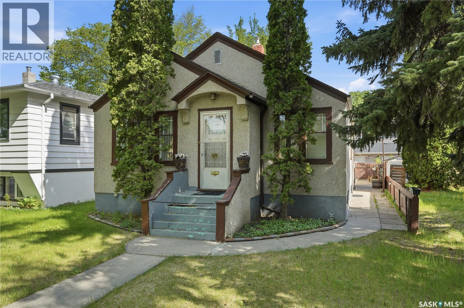 525 5th STREET E - 18