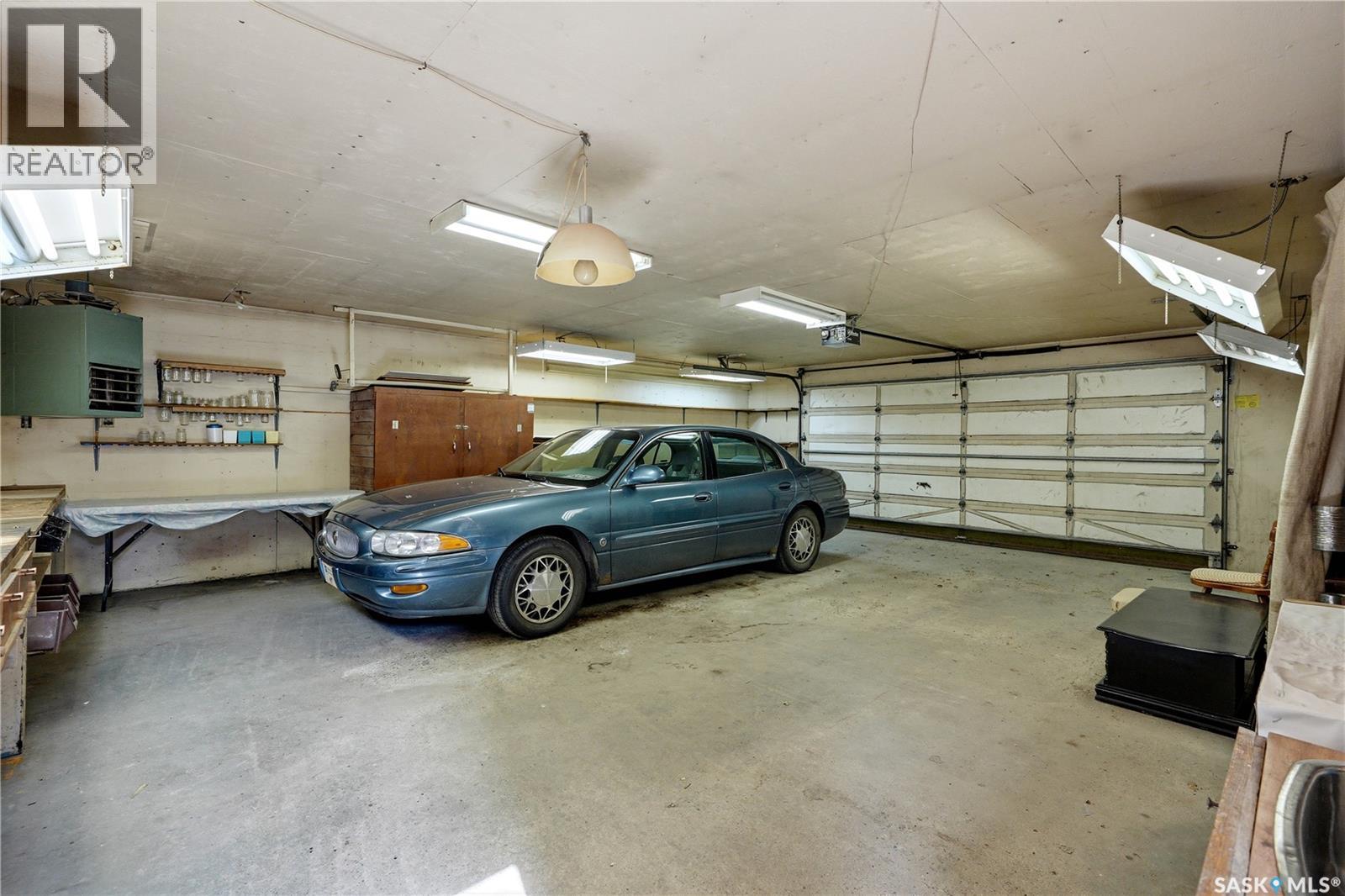 525 5th STREET E - 20