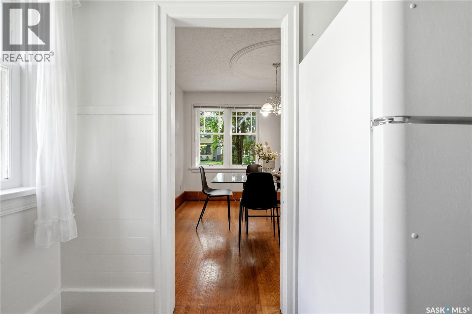 525 5th STREET E - 8
