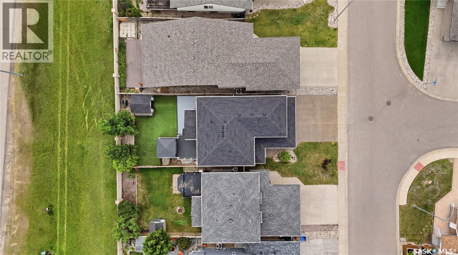 4265 Preston CRESCENT — photo 46