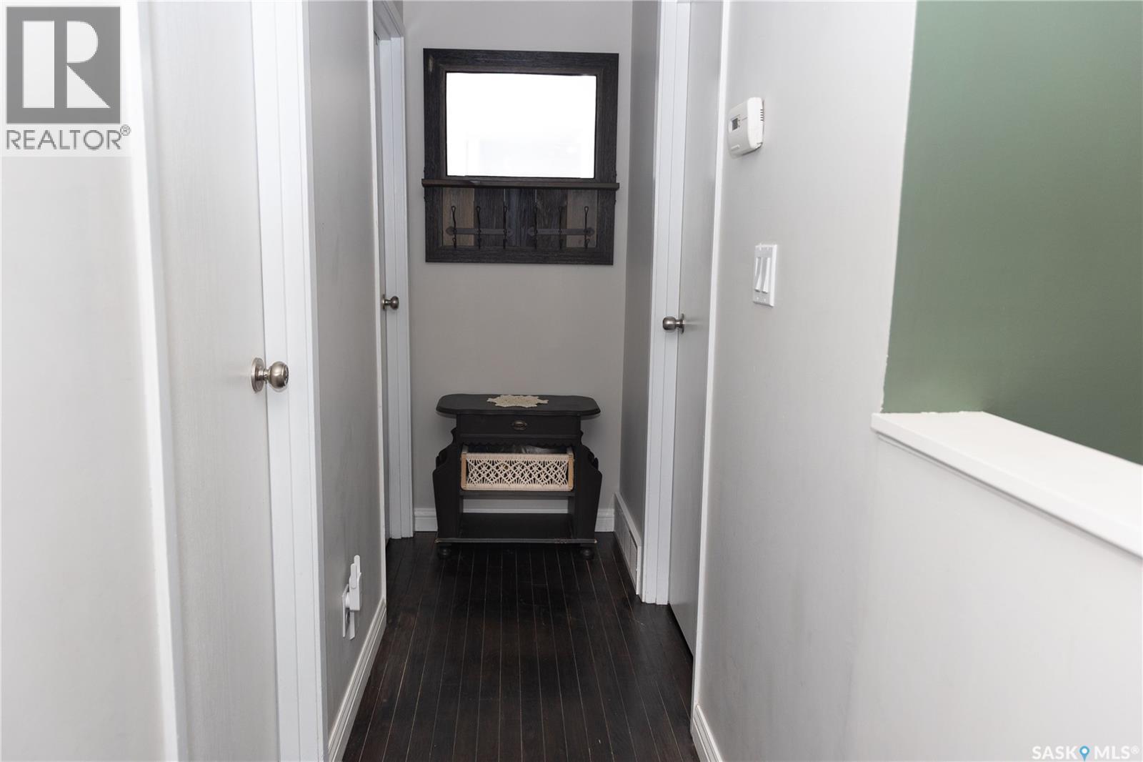 600 5TH AVENUE W - 36