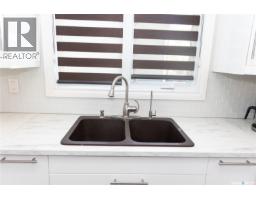 600 5th Avenue W, Assiniboia, SK S0H0B0 Photo 17