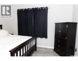 600 5th Avenue W, Assiniboia, SK S0H0B0 Photo 27