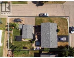 600 5th Avenue W, Assiniboia, SK S0H0B0 Photo 34
