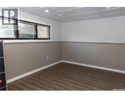 600 5th Avenue W, Assiniboia, SK S0H0B0 Photo 38