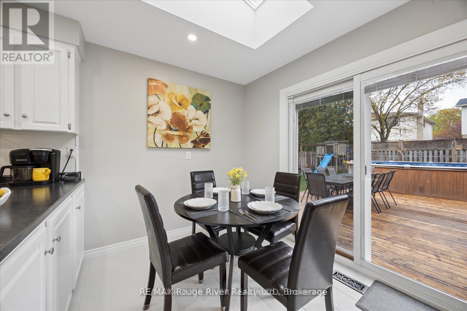 137 PRINGLE DRIVE - 12
