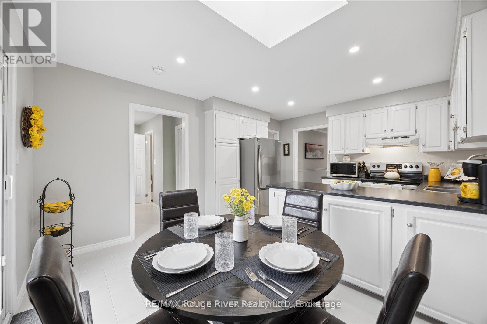 137 PRINGLE DRIVE - 13
