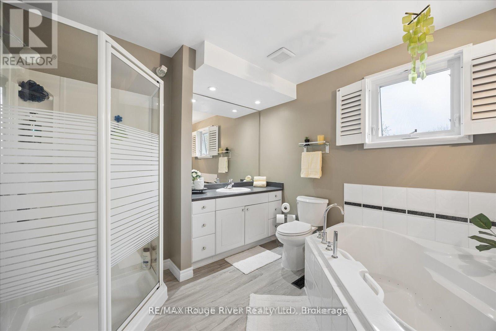 137 PRINGLE DRIVE - 20