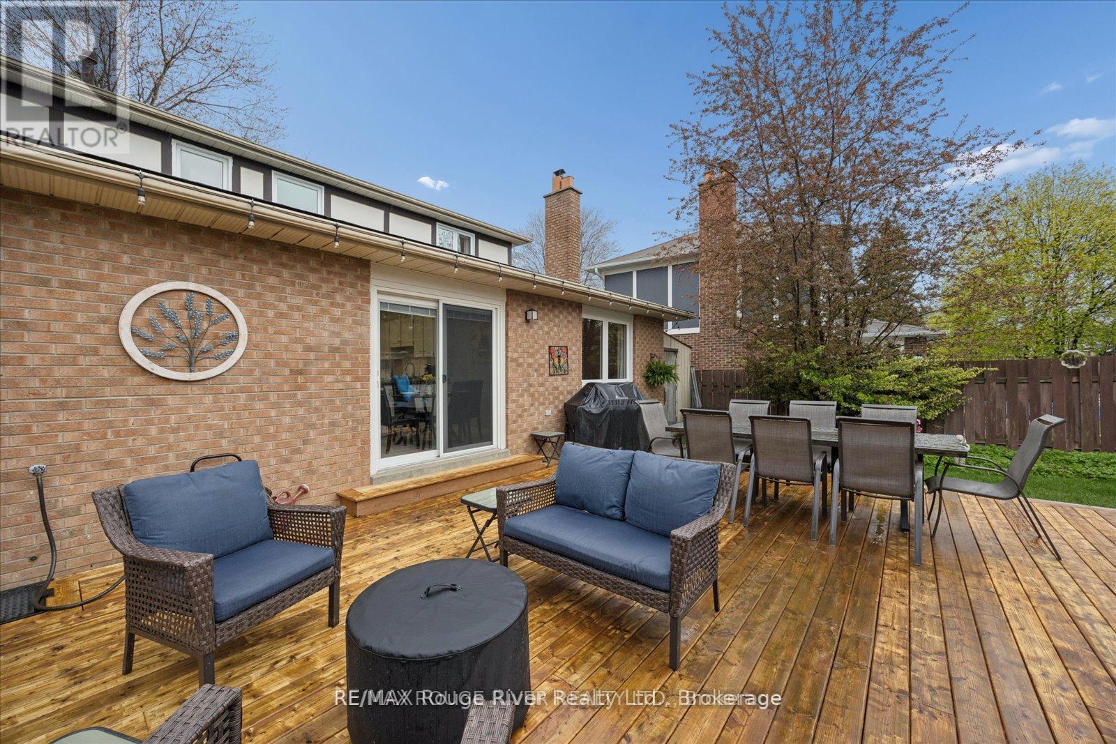 137 PRINGLE DRIVE - 42