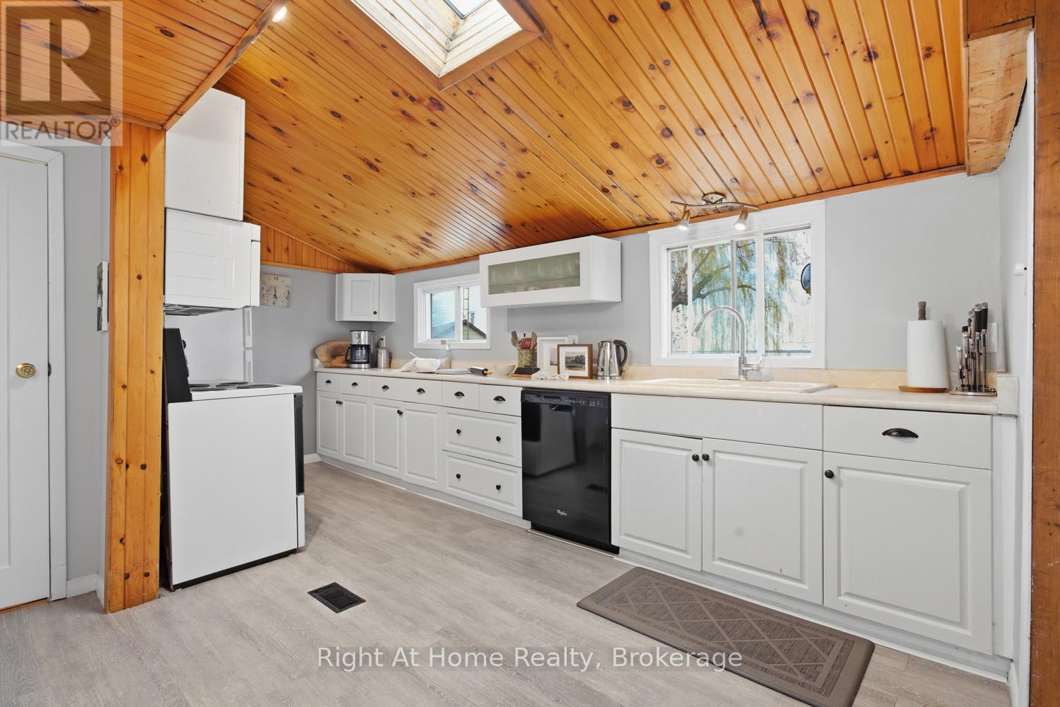 239 ALDRED DRIVE - 21