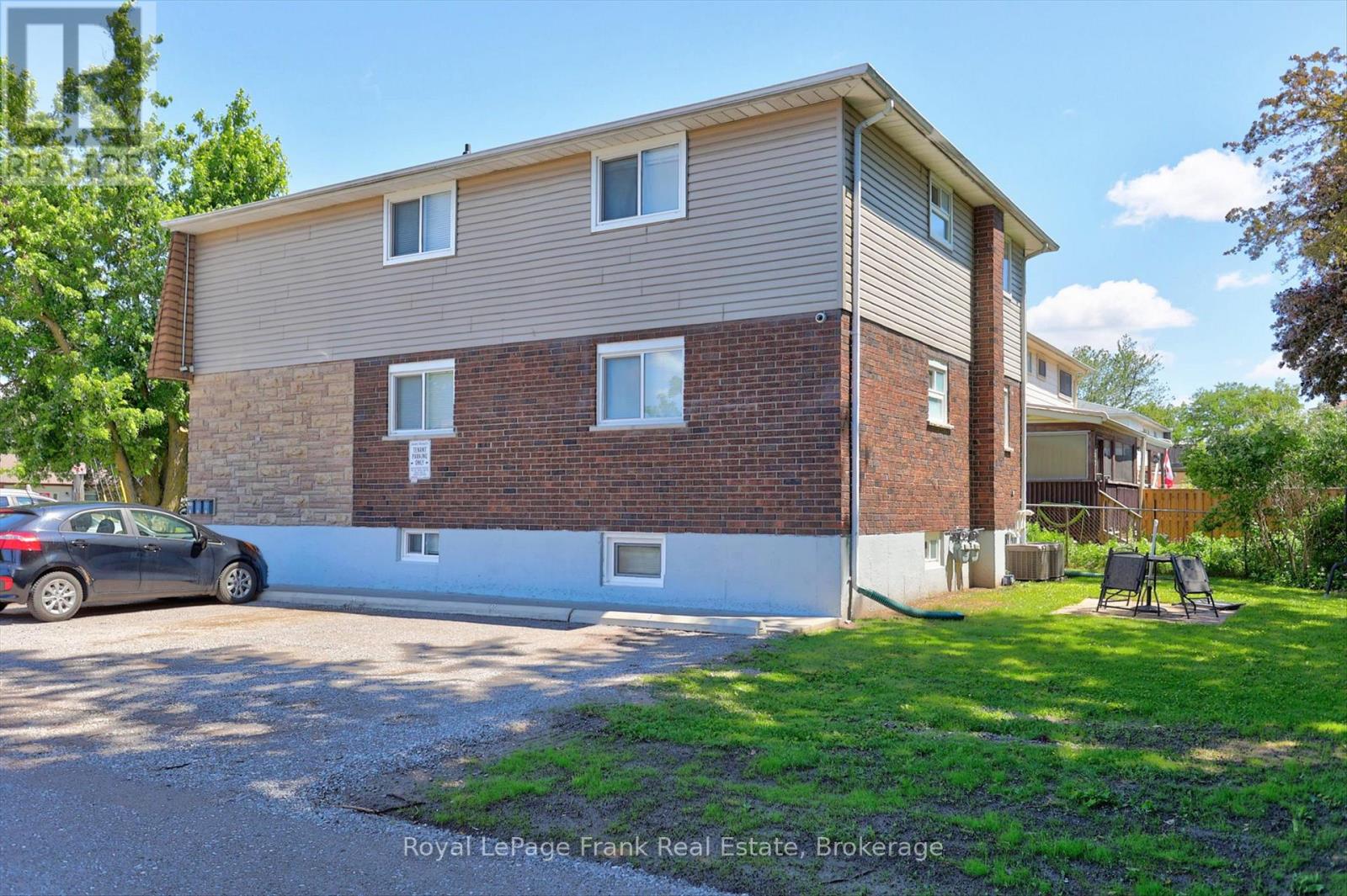 793 CRAWFORD DRIVE - 11