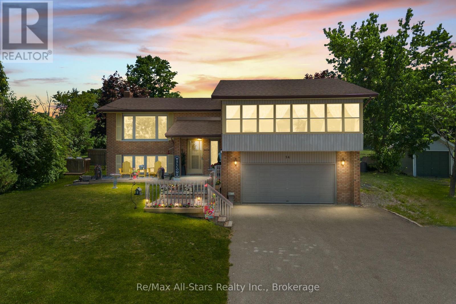 54 BLUEWATER AVENUE - 1