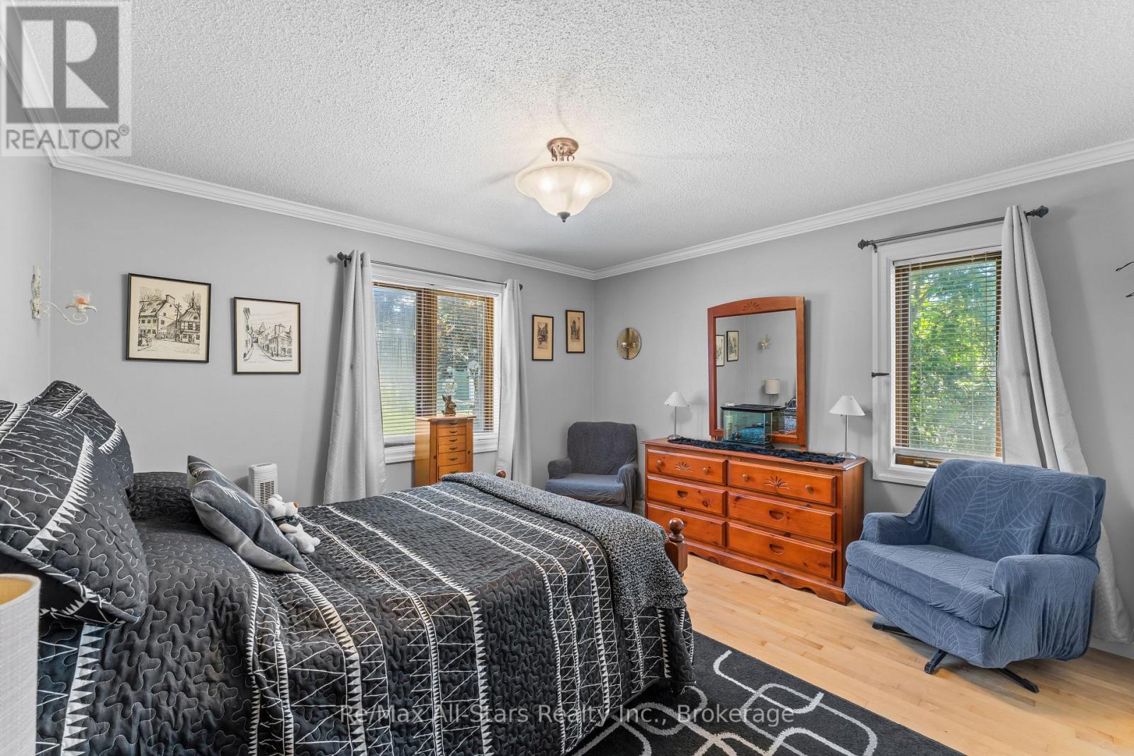 54 BLUEWATER AVENUE - 16