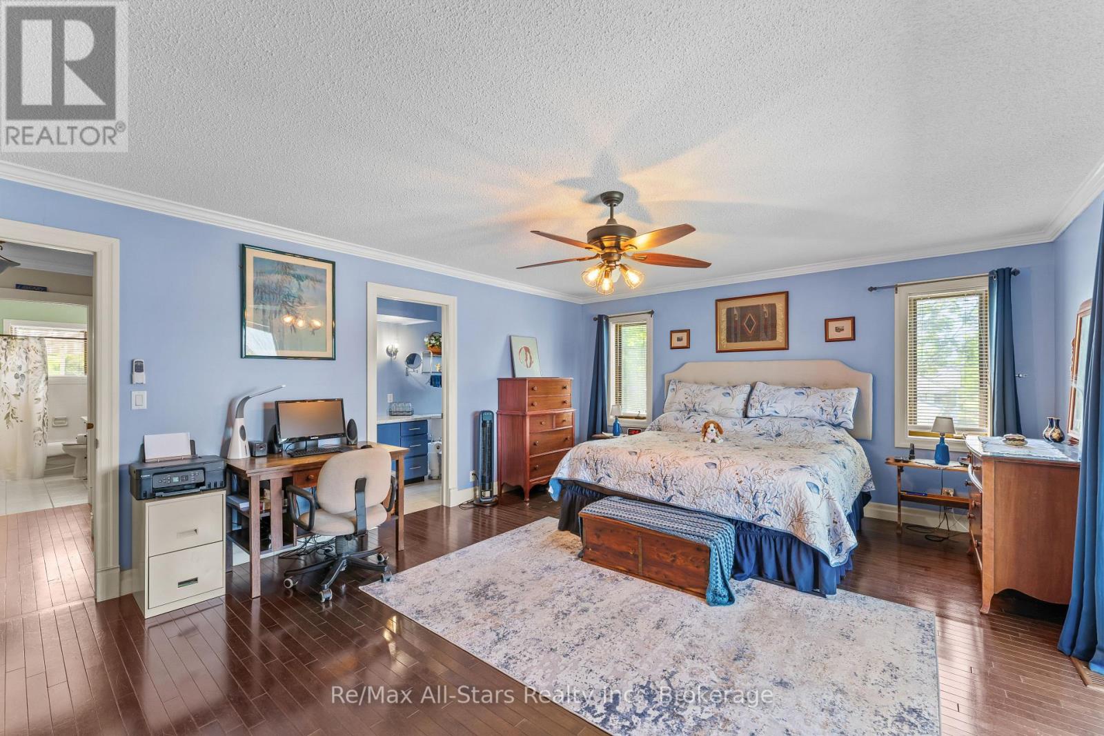 54 BLUEWATER AVENUE - 17