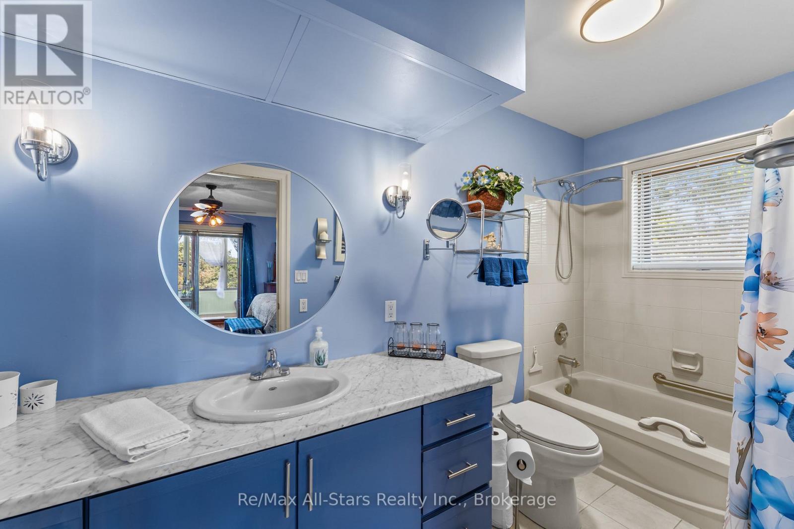 54 BLUEWATER AVENUE - 19
