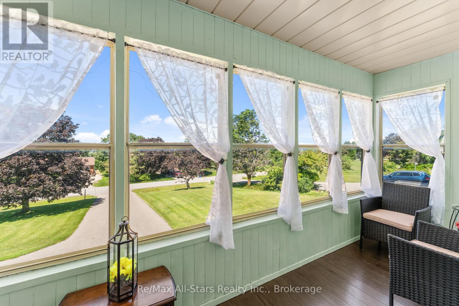 54 BLUEWATER AVENUE - 20