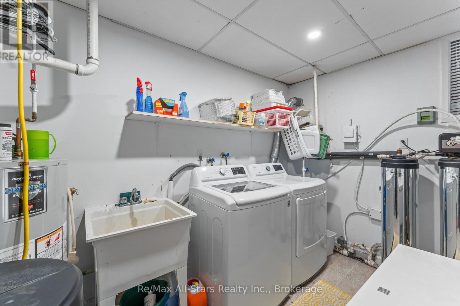 54 BLUEWATER AVENUE - 28