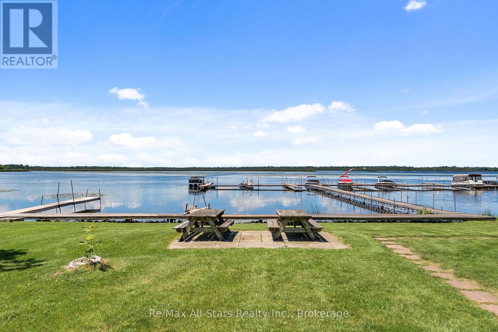 54 BLUEWATER AVENUE - 42