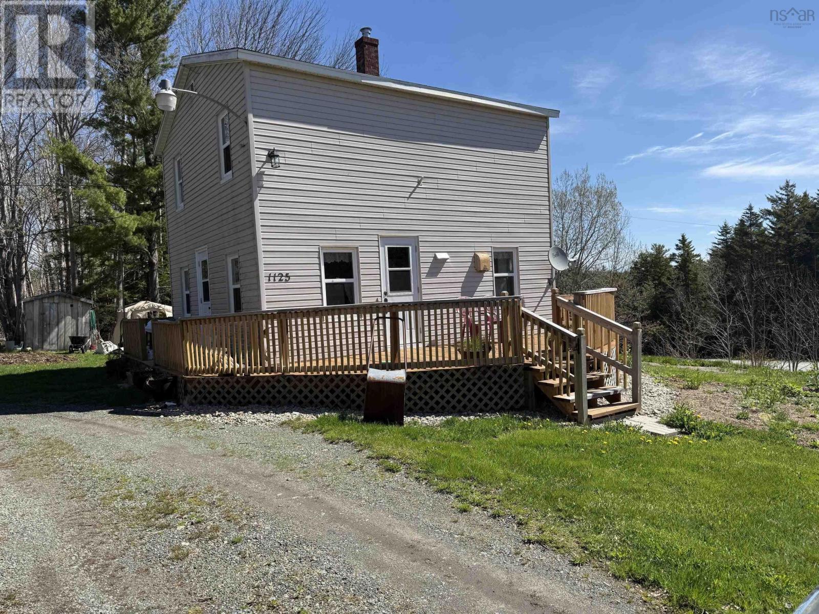 1125 CONQUERALL Road - 2