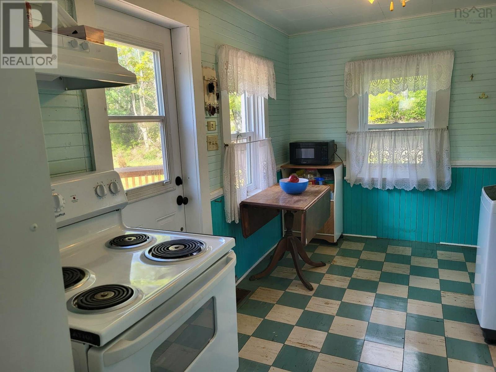 1125 CONQUERALL Road - 8