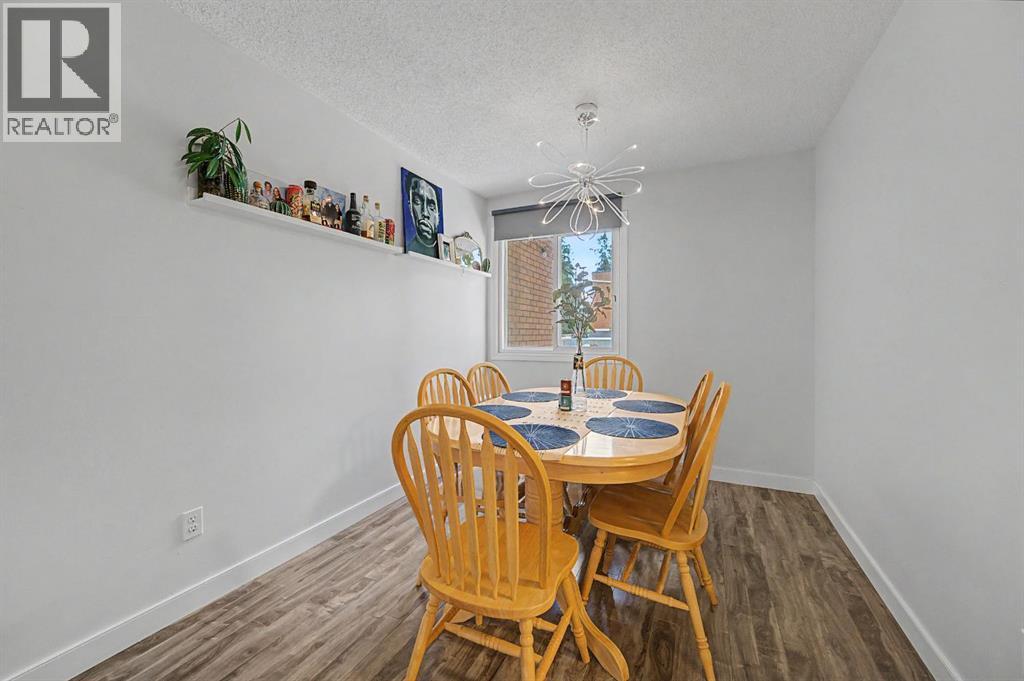 4405 33 Avenue SW - 10