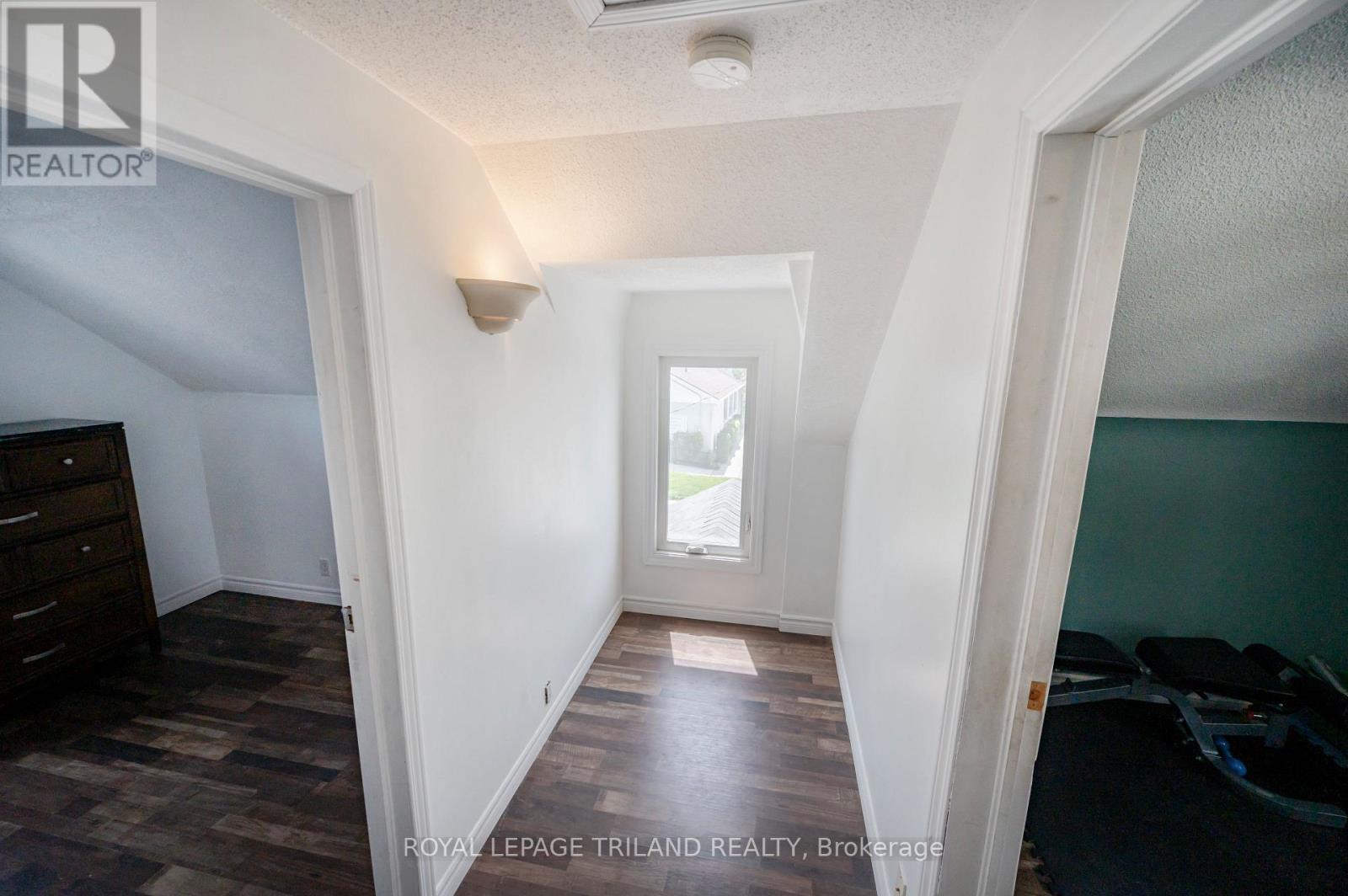17 TRAFALGAR STREET - 16