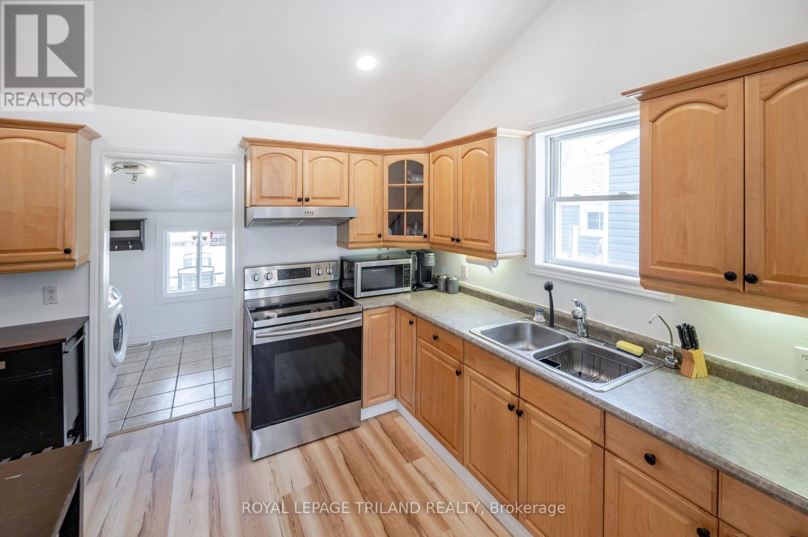 17 TRAFALGAR STREET - 9