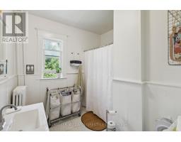 33 Station Street, St  Thomas, ON N5P2X1 Photo 6