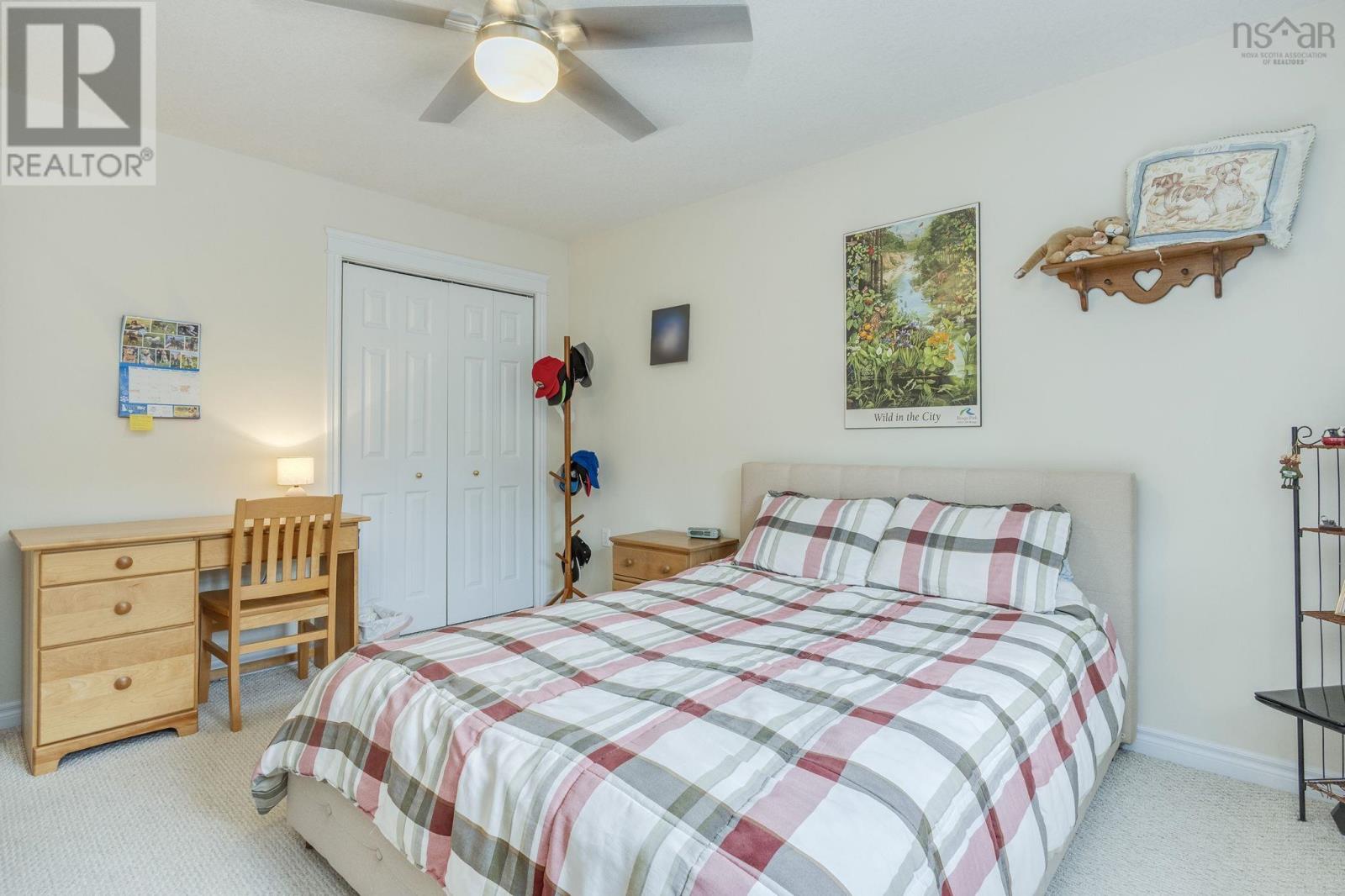 4 Laurel Street - 25