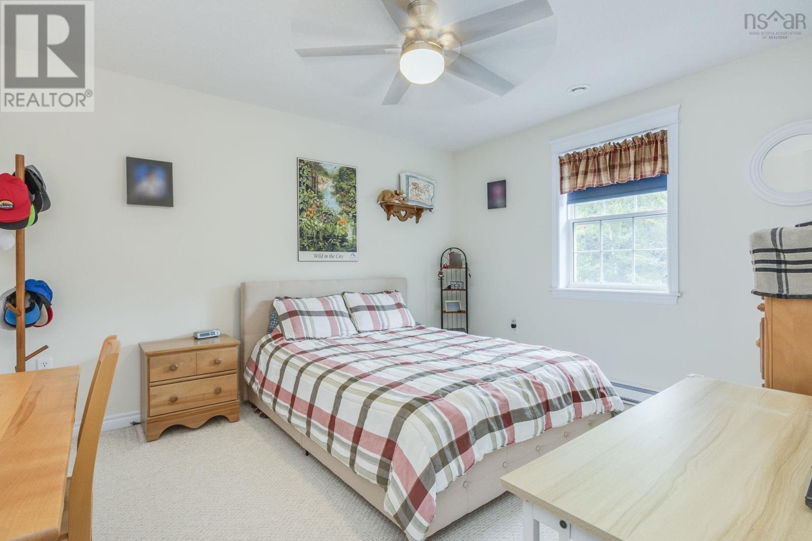 4 Laurel Street - 24