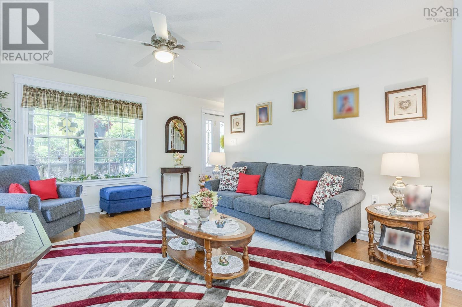 4 Laurel Street - 5