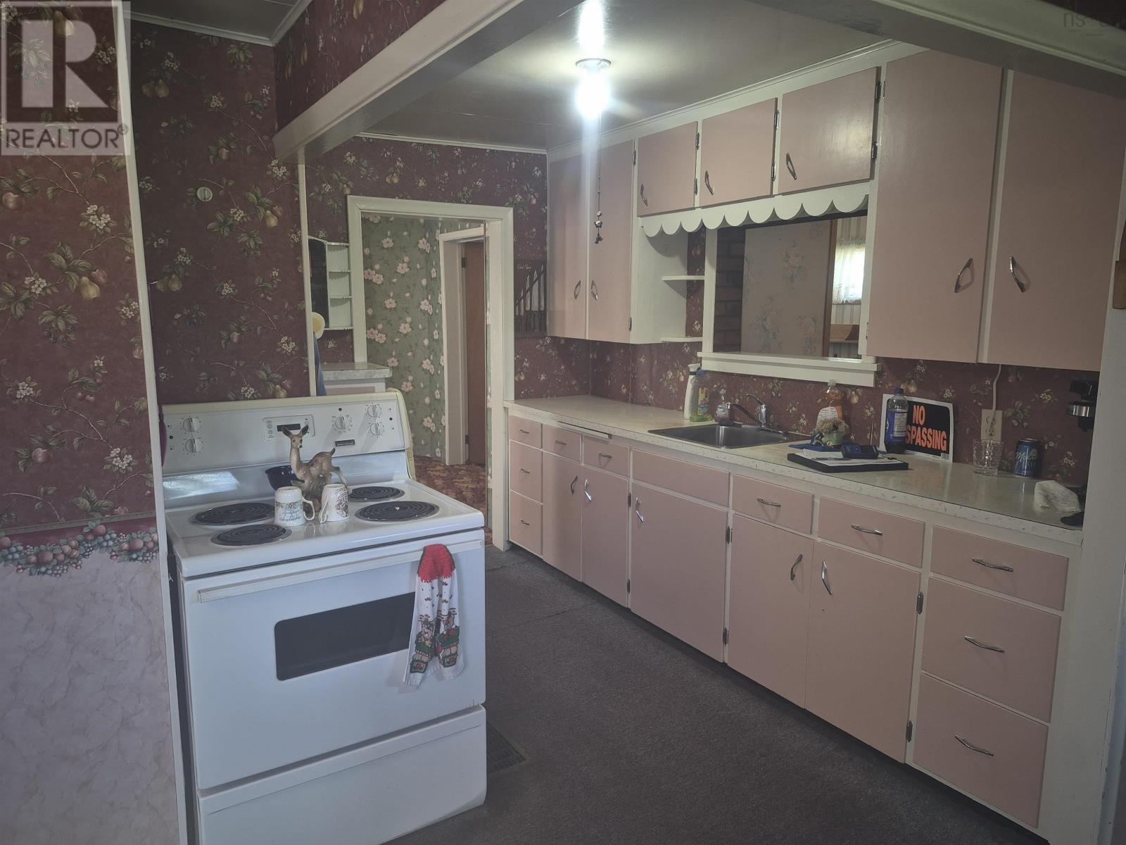 2953 Cornwall Road - 15
