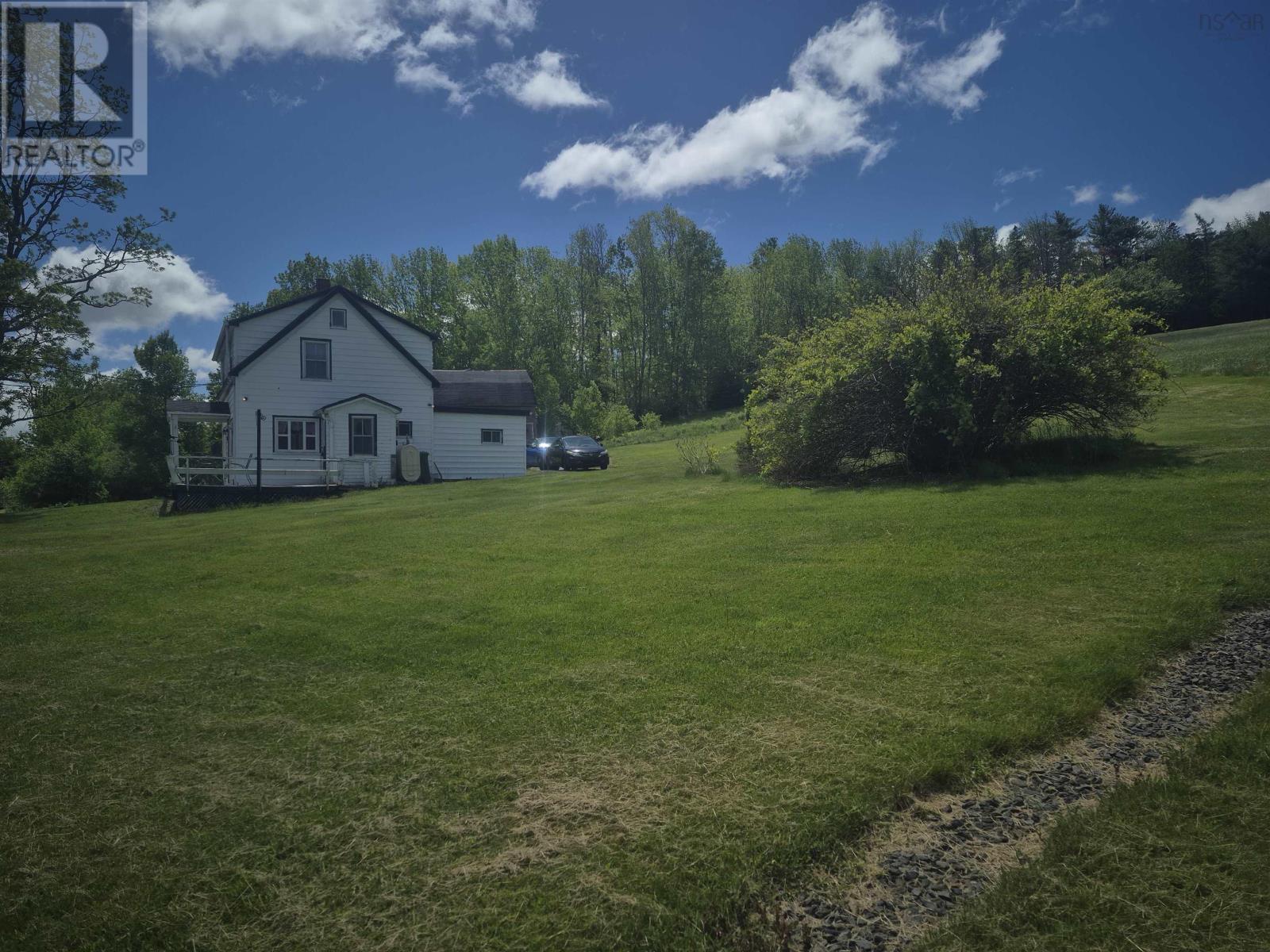 2953 Cornwall Road - 9