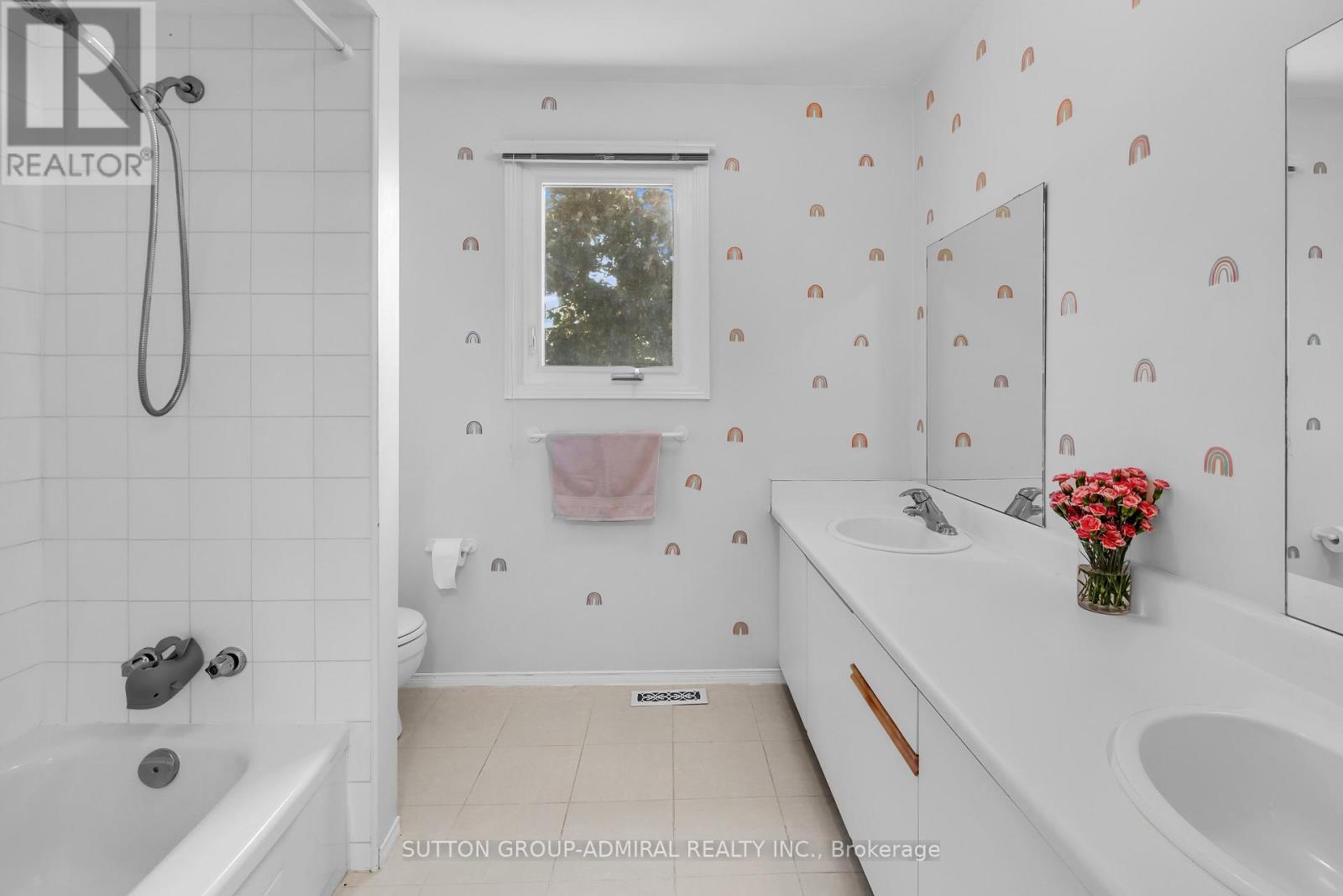 253 CHARLTON AVENUE - 23