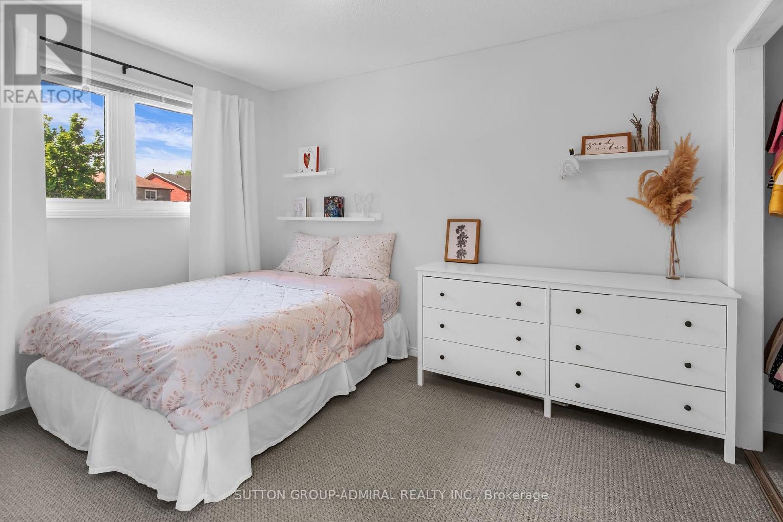 253 CHARLTON AVENUE - 21
