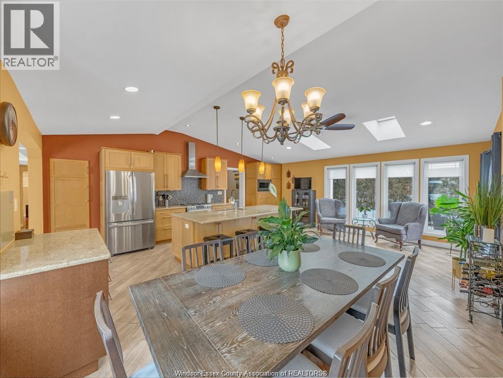 4278 CASGRAIN DRIVE - 11