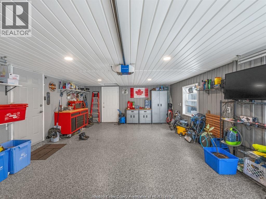 4278 CASGRAIN DRIVE - 36