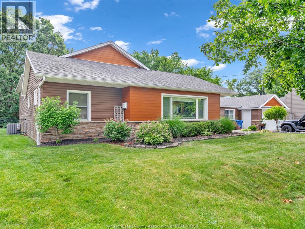 4278 CASGRAIN DRIVE - 4