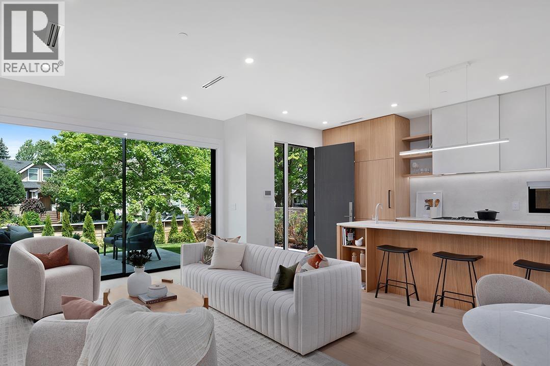 396 W 21 AVENUE, Vancouver