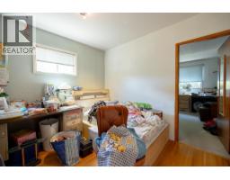 5269 Dominion Street, Burnaby, BC V5G1E1 Photo 11