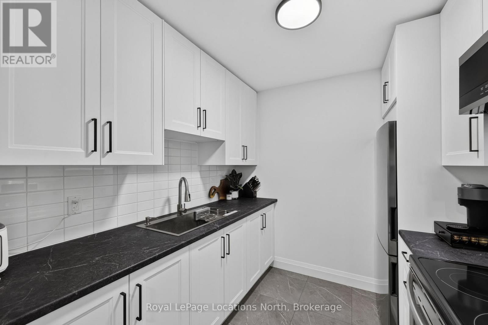 #D7 163 EDGEHILL DRIVE - 12