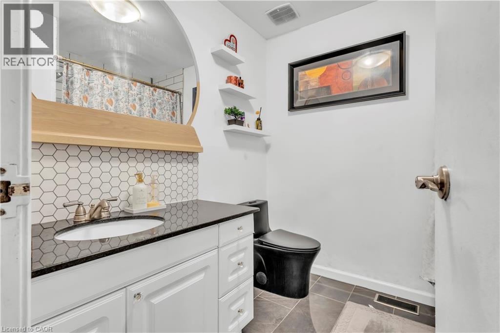 #7 375 PIONEER Drive - 21