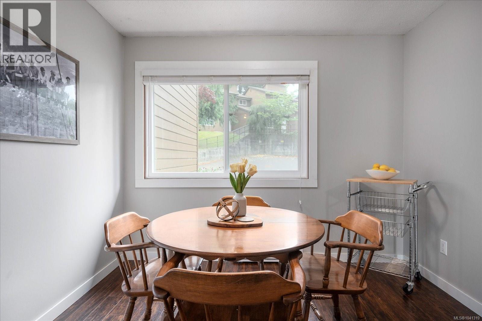 #55 855 Howard Ave - 12