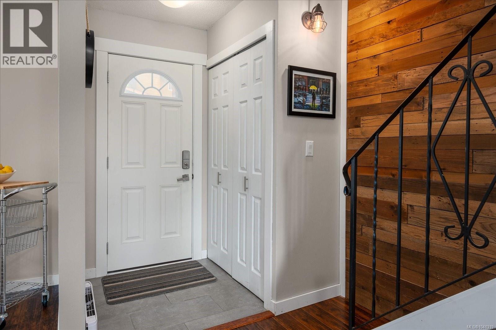 #55 855 Howard Ave - 2