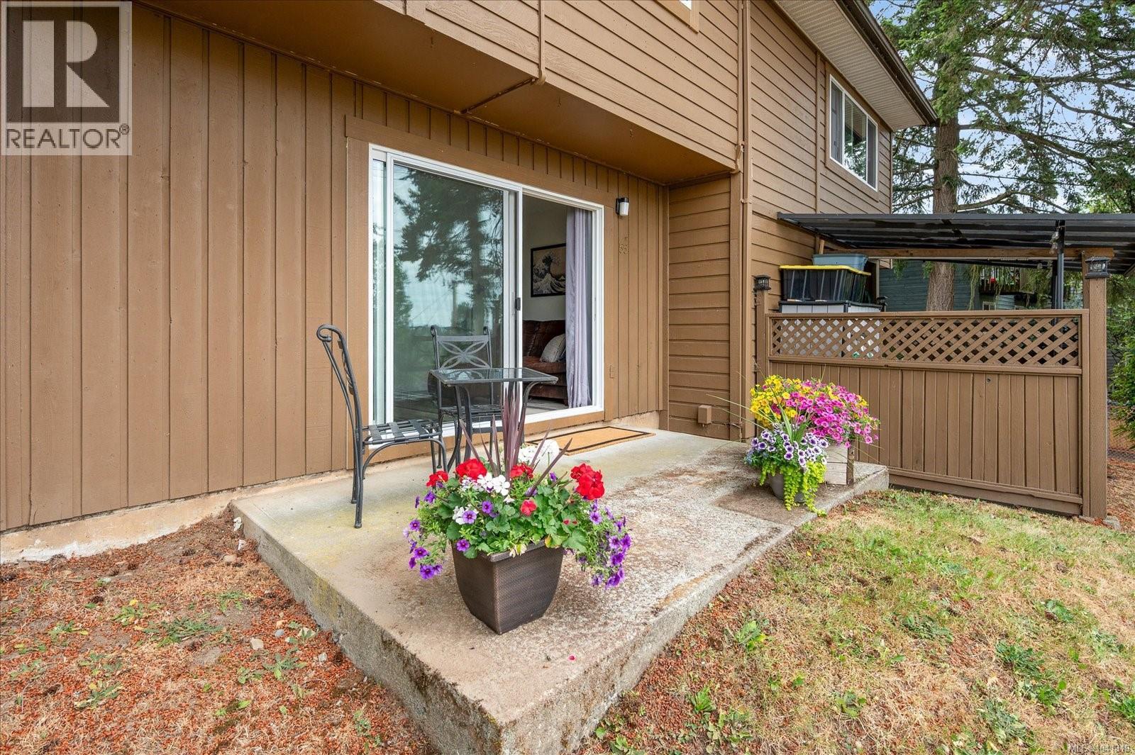 #55 855 Howard Ave - 6