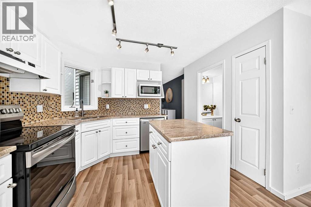 1811 24 Avenue NW — photo 12
