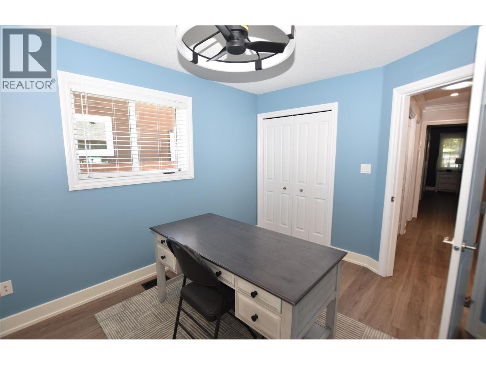562 Meadowlark Avenue - 33