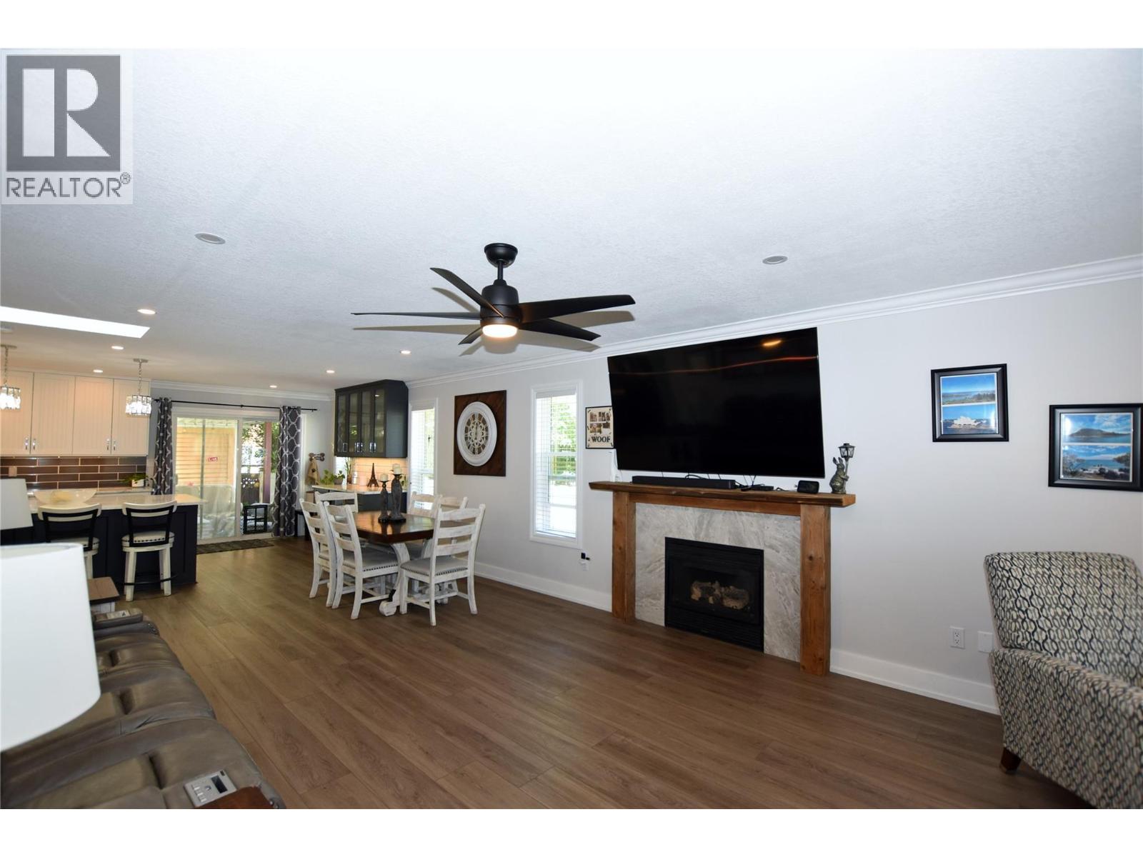562 Meadowlark Avenue - 12
